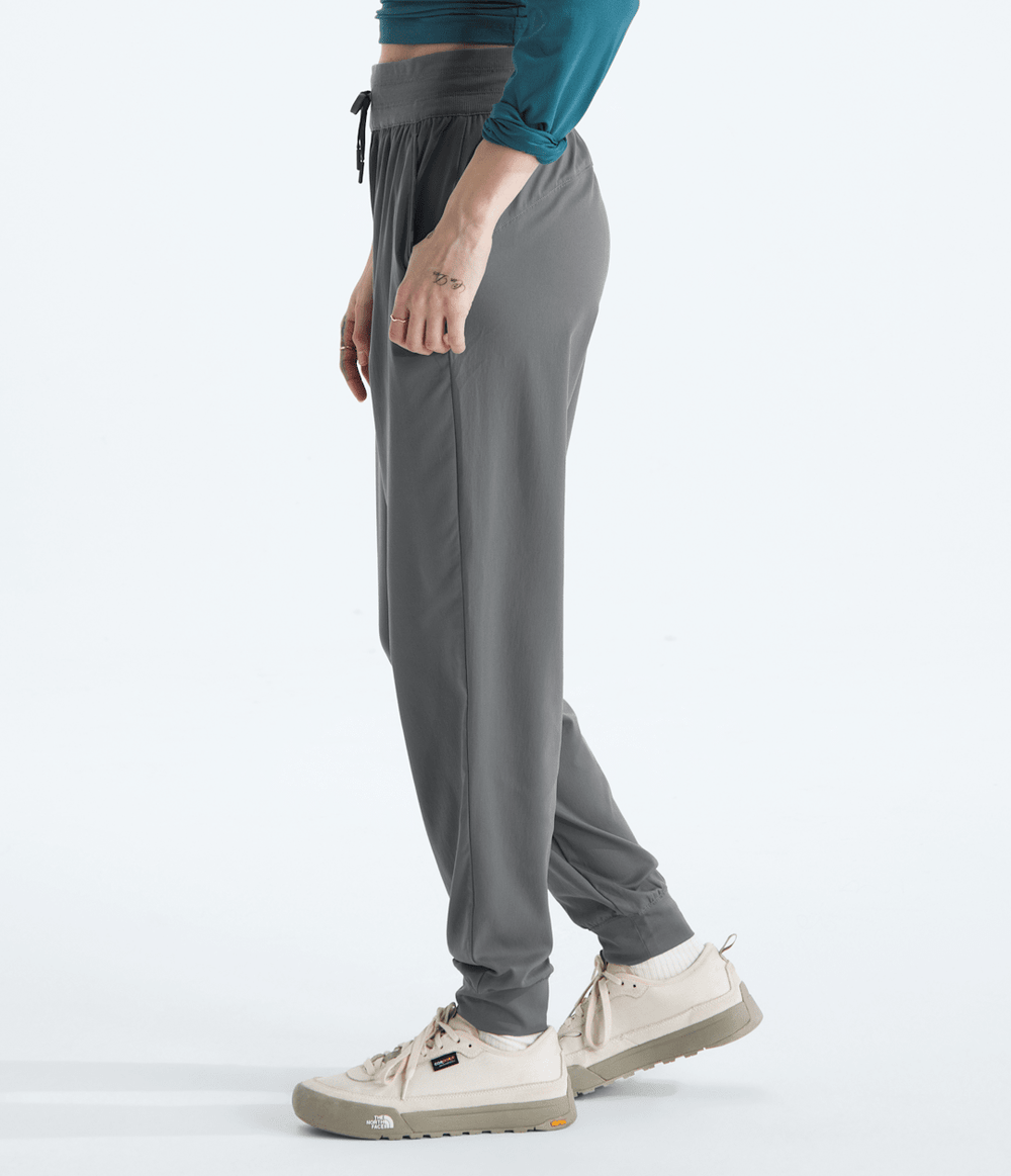 Women’s Aphrodite Arise Joggers / The North Face