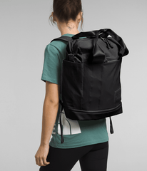 Women’s Never Stop Utility Pack / The North Face