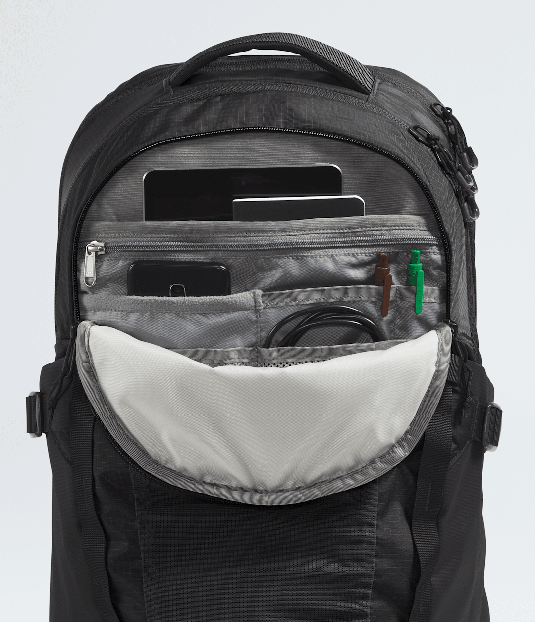 Recon Backpack / The North Face