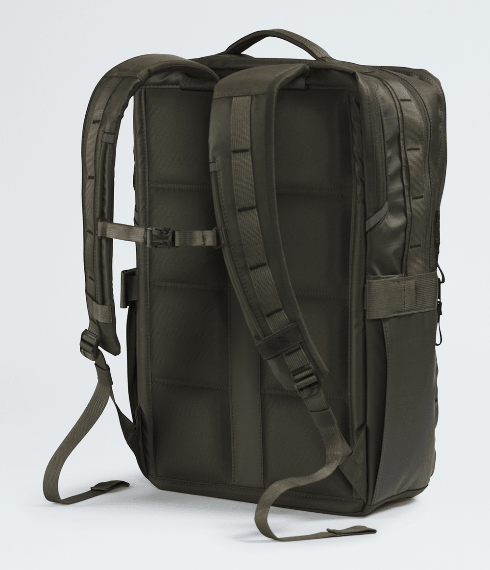 Base Camp Voyager Daypack / The North Face