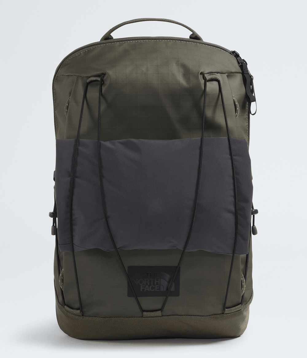 Base Camp Voyager Pro Lightweight Pack / The North Face