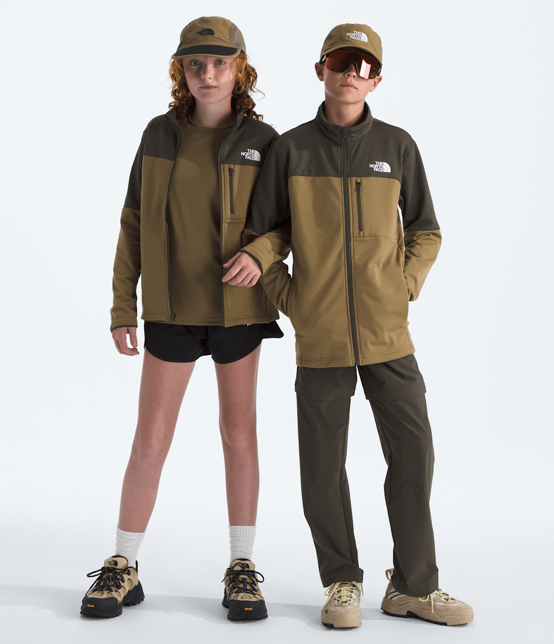 Boys’ & Girls’ Hike Mid Layer Full-Zip / The North Face