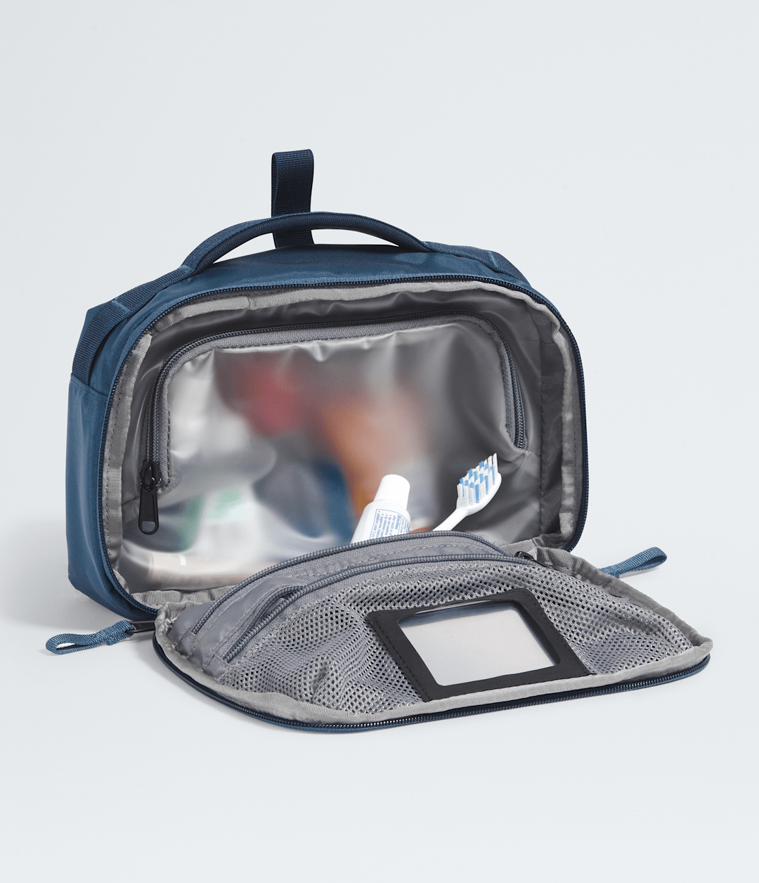 Base Camp Voyager Toiletry Kit / The North Face
