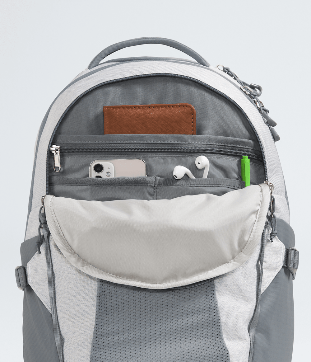 Women’s Recon Backpack / The North Face