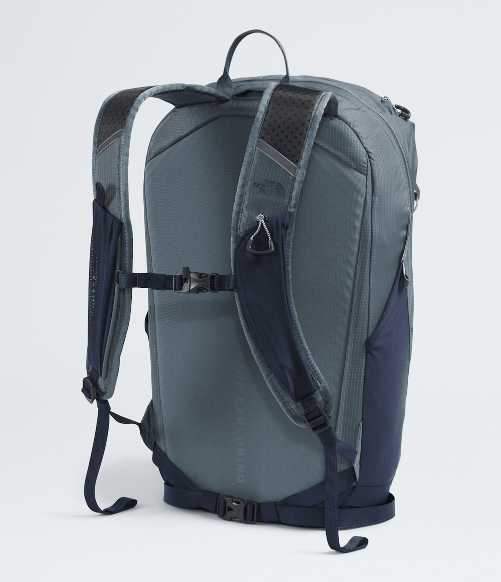 Borealis Trail Backpack / The North Face