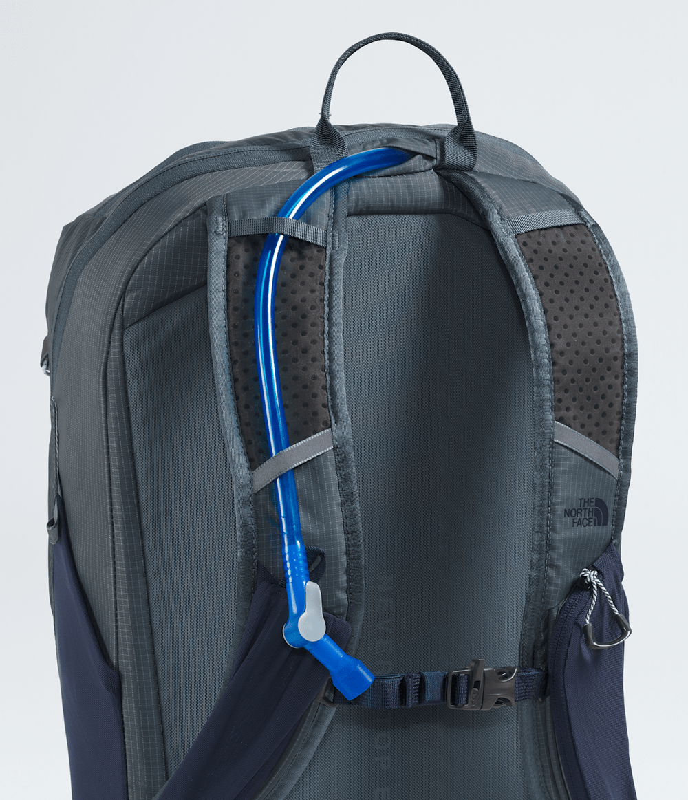 Borealis Trail Backpack / The North Face