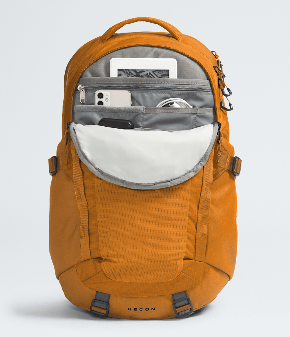 Recon Backpack / The North Face