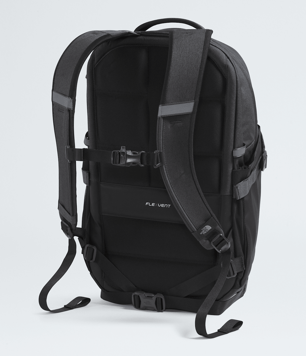 Recon Backpack / The North Face