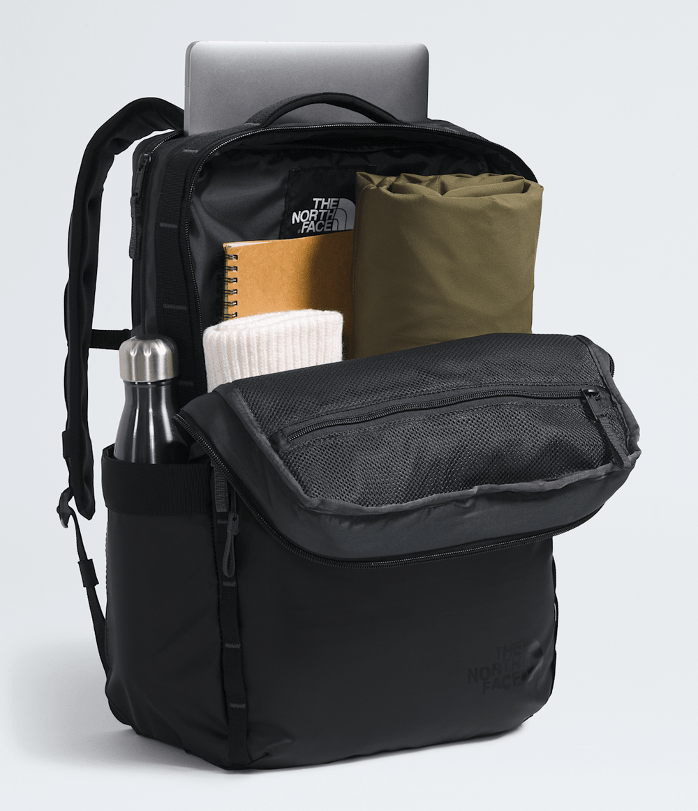 Base Camp Voyager Daypack / The North Face