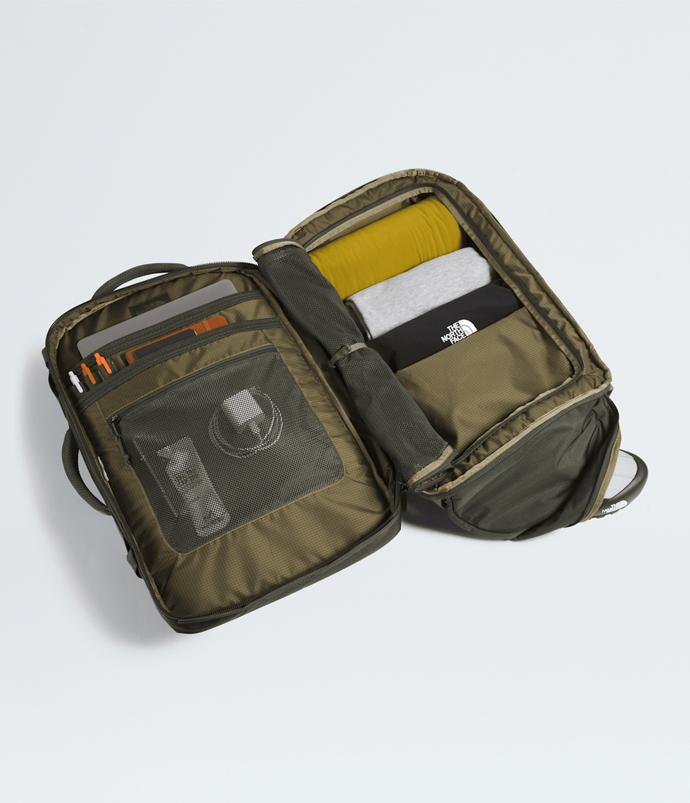 Base Camp Voyager Pro Travel Pack / The North Face